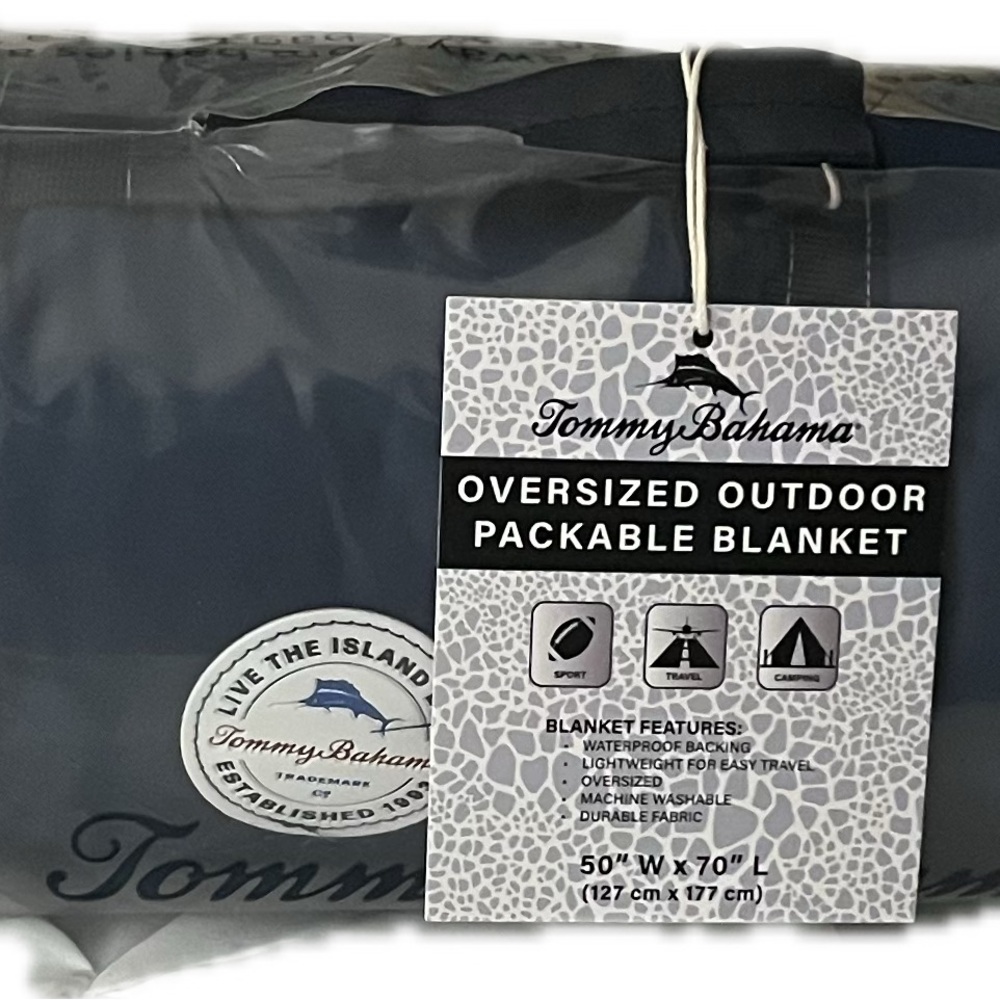 NWT Tommy Bahama Outdoor Blanket